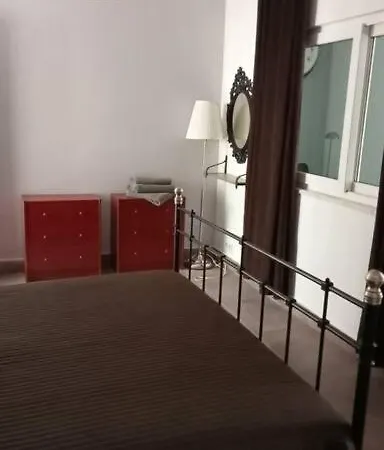 Ruby Dalyan - Grd Floor Apartamento